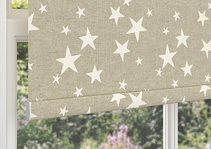Emily Bond St Maws, Linen - Roller Blind - Image 4